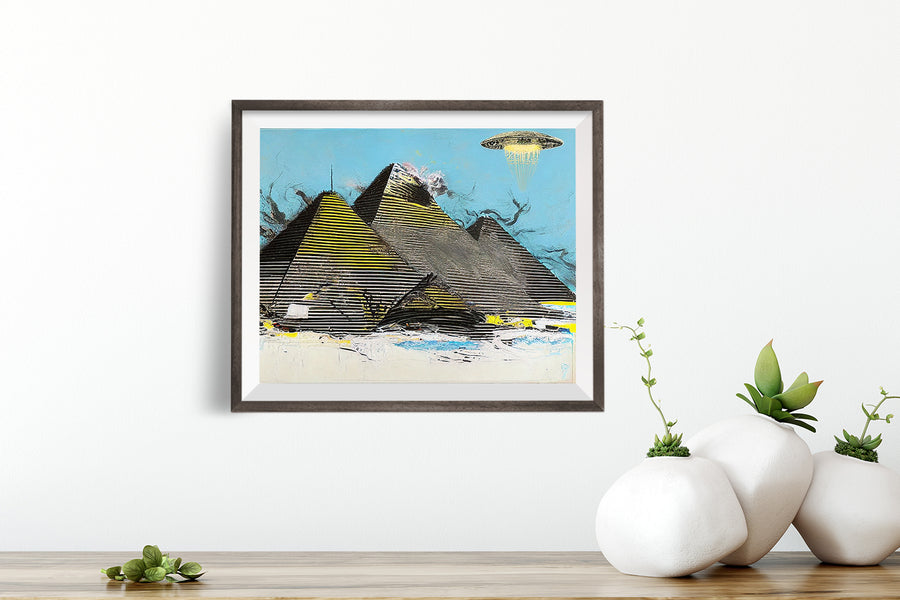 ALIENS VISITING THE PYRAMIDS OF GIZA POSTER
